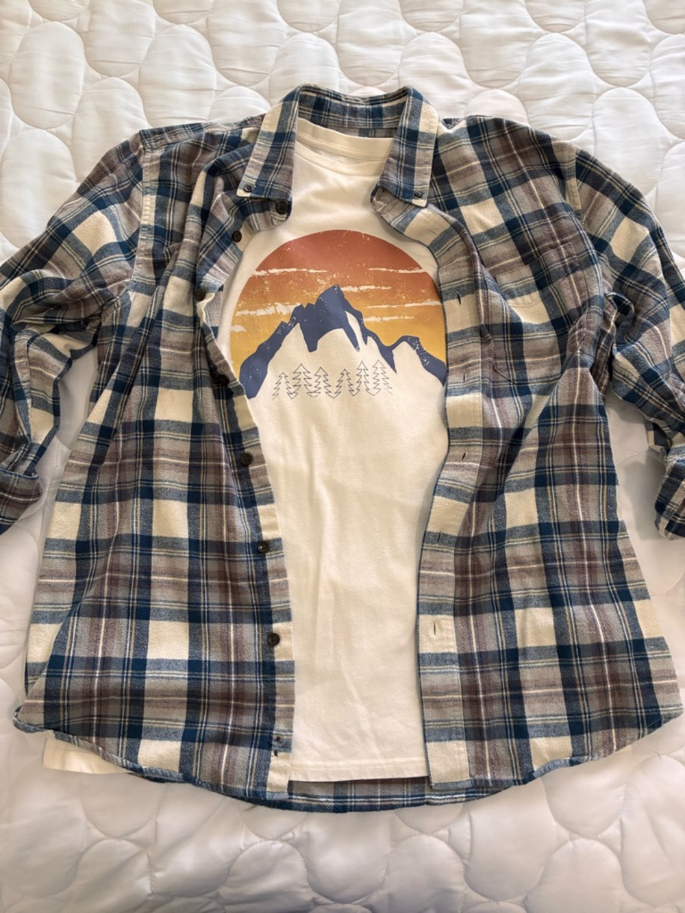 L.L. Bean Plaid Flannel Shirt with Graphic Tee Combo Set Grunge Blue Beige Sz L